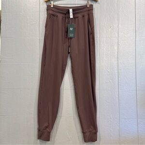 HALARA Cloudful Air Jogger Pants size 10 NWT Purple Sandalwood